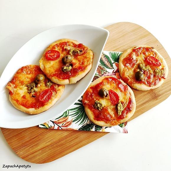 Mini pizze na kruchym spodzie