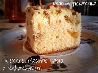 Ucierane maślane ciasto z rabarbarem