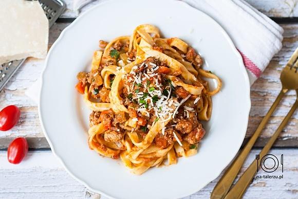 Oryginalny sos boloński – przepis na ragù alla bolognese