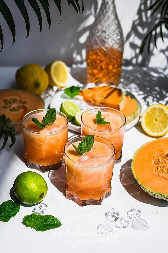 Mrożone smoothie melonowe z kantalupy