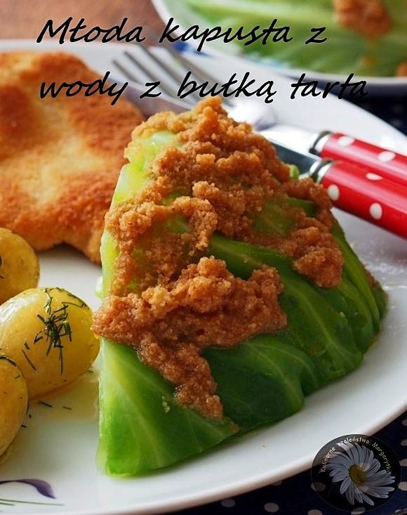 Młoda kapusta z wody z bułką tartą
