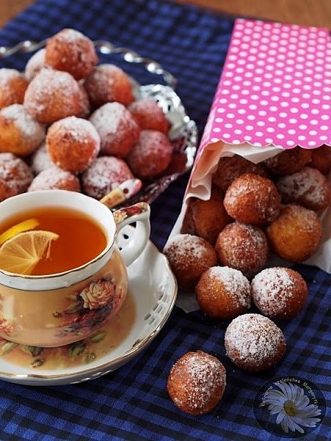 Mini pączki serowe z różanym aromatem
