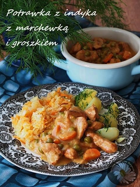 Potrawka z indyka z marchewką i groszkiem
