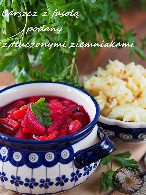 Barszcz z białą fasolą i tłuczonymi ziemniakami