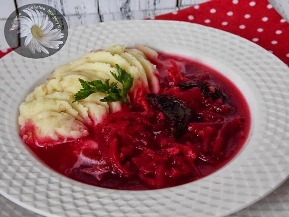 Barszcz z tłuczonymi ziemniakami