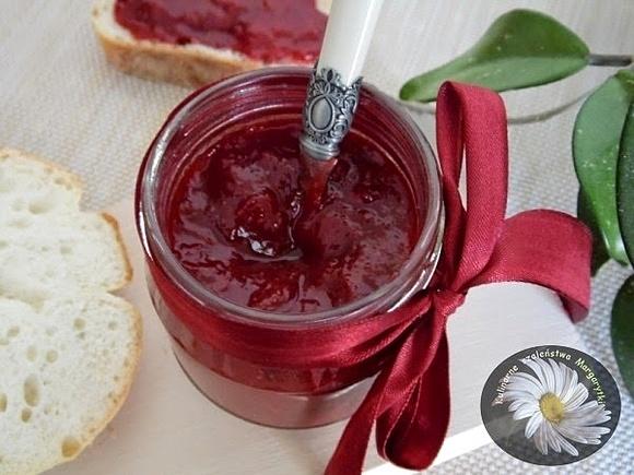 Dżem truskawkowo-rabarbarowy z piernikową nutą