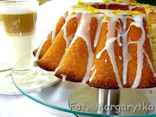 Babka piwna z cytrynową nutą