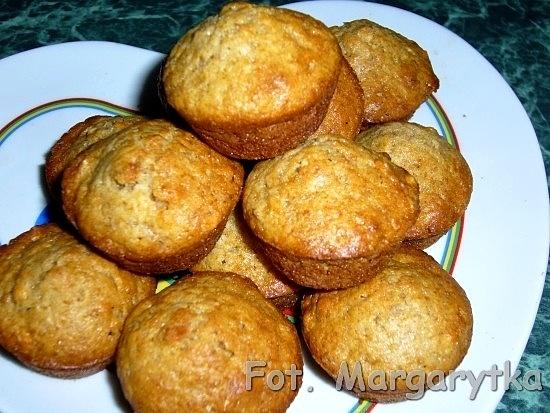 Muffiny orkiszowe z musli