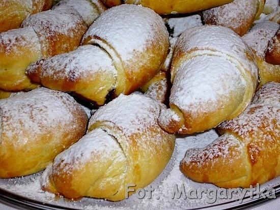Rogaliki topione z konfiturą z kaktusa