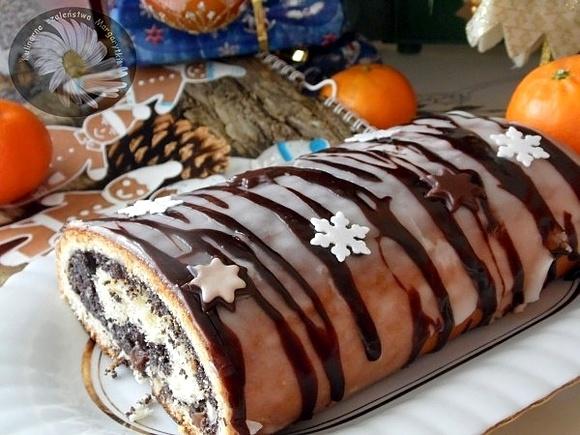 Makowiec zwijany z makiem od mamy