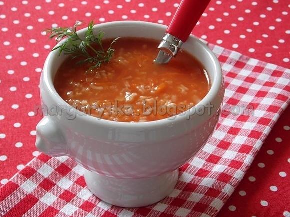Szybka gęsta zupa pomidorowa na jesienny i zimowy wieczór