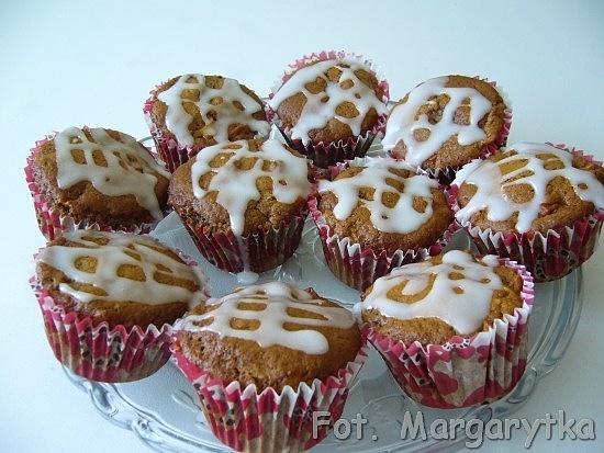 Muffinki piernikowe z jabłkami
