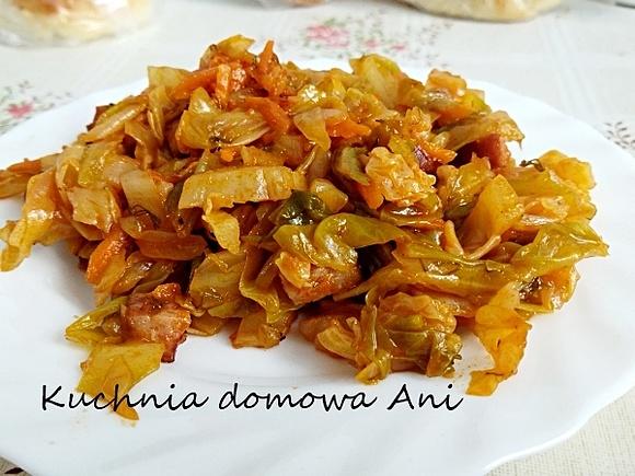 Bigos z młodej kapusty