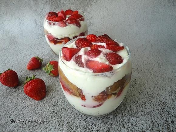 Truskawkowe tiramisu