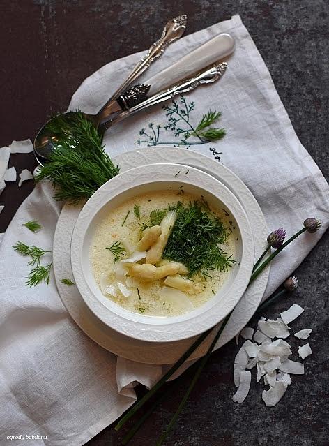 Zupa szparagowo kokosowa