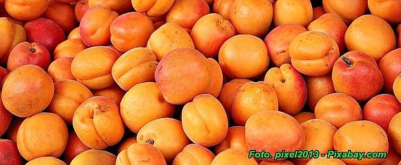 Nalewka morelowa prosta