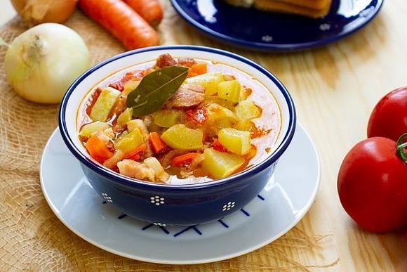 Bigos z cukinii