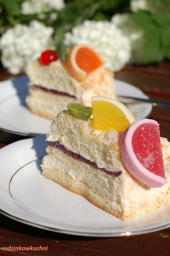 Tort z galaretką i kremem mascarpone