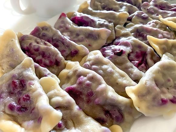 Pierogi z jagodami