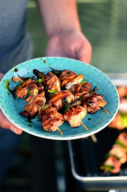 Japońskie Yakitori - grillowane szaszłyki z kurczaka
