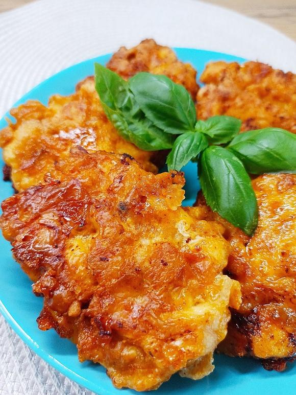 Kotlety siekane z mozzarellą