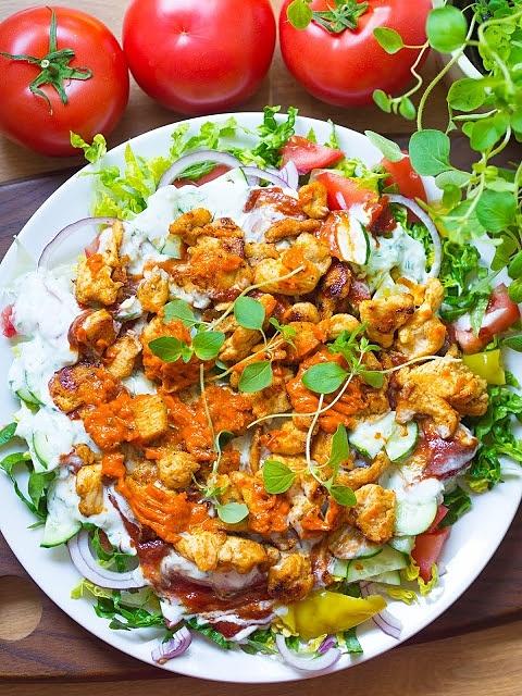 Domowy kebab na talerzu fit dietetyczny zdrowy
