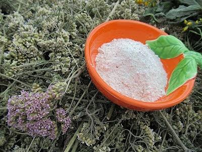 Sól krwawnikowa na trawienie - aromatyczna sól yarrow