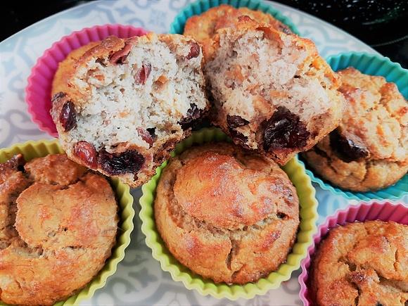 Muffinki z masłem orzechowym i bananem bezglutenowe