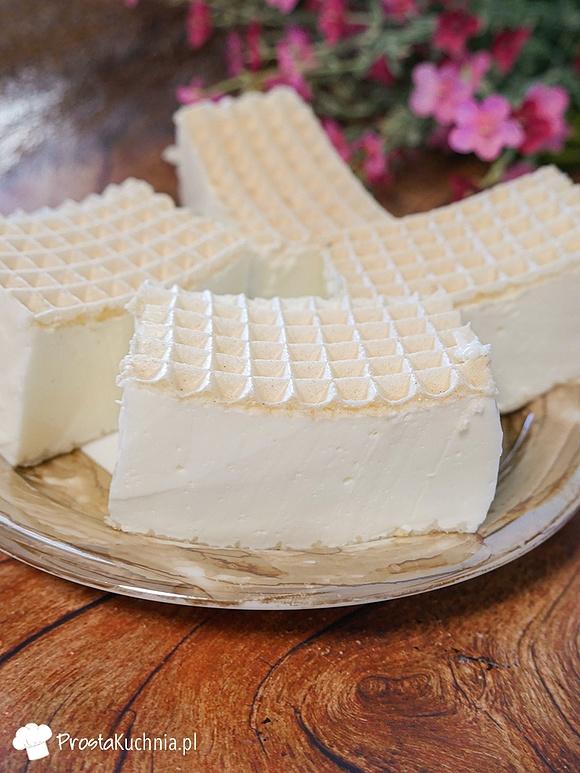 Piankowe ciasto bez pieczenia