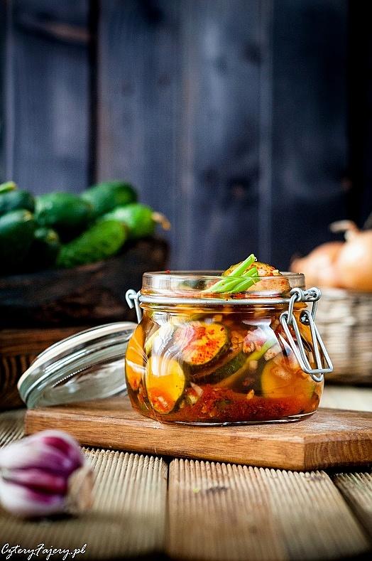 Koreańskie kimchi z ogórków