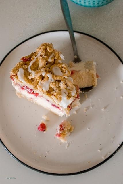 Sernik na kruchym spodzie z porzeczkami bez glutenu