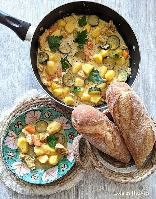 Letnie ragout z kurczakiem i cukinią
