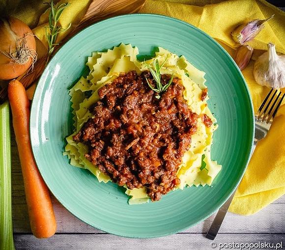 Pappardelle z sosem z dzika