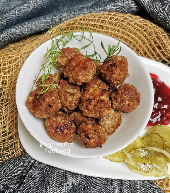Klasyczne szwedzkie klopsiki köttbullar