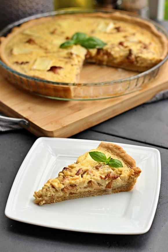 Quiche z kurkami i serem