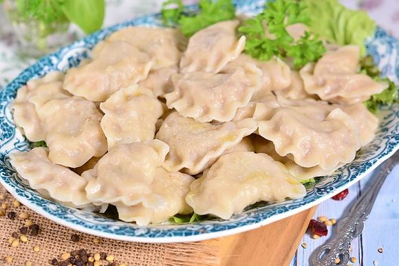 Pierogi z kaszą gryczaną i białym serem