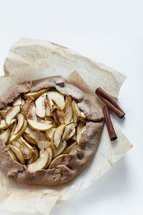 Galette z jabłkami - rustykalny francuski deser z jabłkami