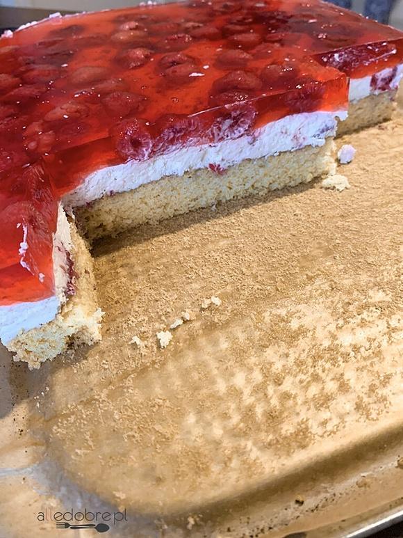 Ciasto z malinami i galaretką