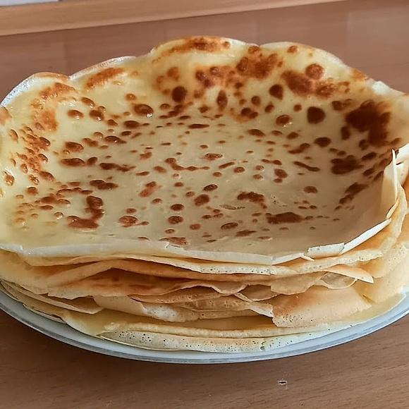 Ciasto na naleśniki - przepis na ciasto naleśnikowe