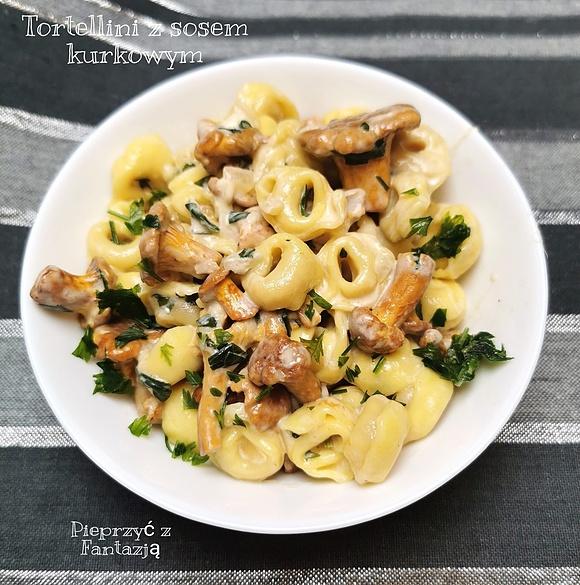 Tortellini z sosem kurkowym