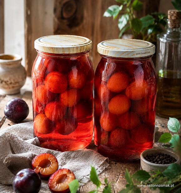 Domowy kompot ze śliwek – najprostszy