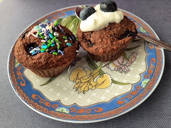 Owsiane muffinki z borówkami