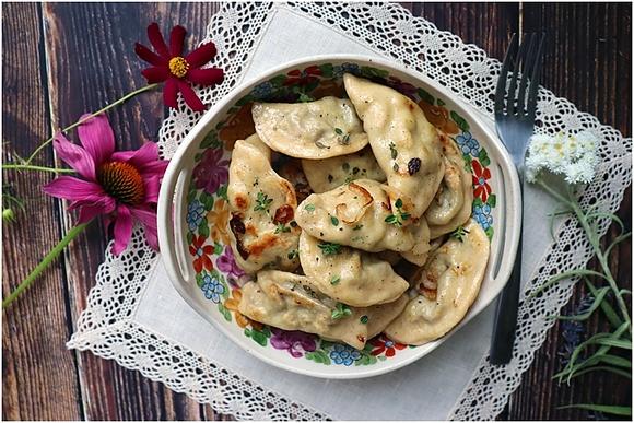 Pierogi z szynką i grzybami