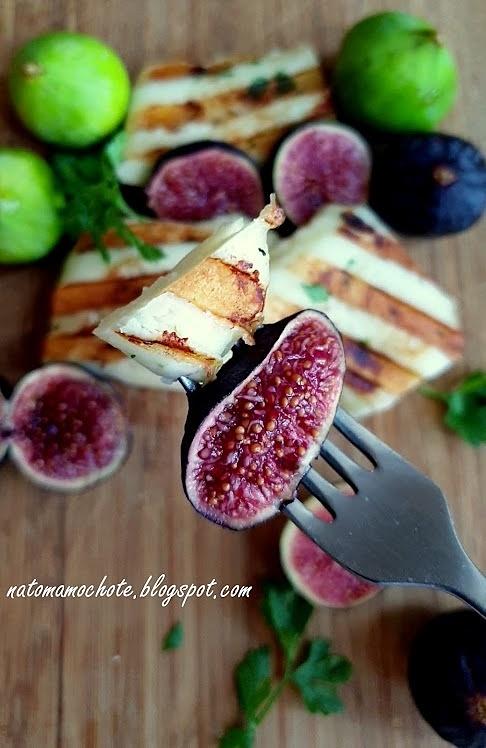 Grillowany ser halloumi z figami