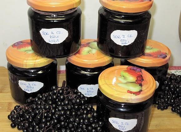 Sok z czarnego bzu na zimę - naturalny sposób na przeziębienie