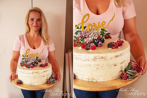 Rustykalny tort ślubny naked cake