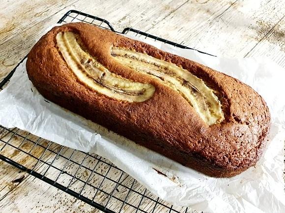Najprostszy na świecie chlebek bananowy