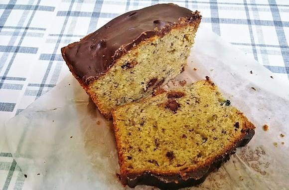 Ekspresowe ciasto bananowe z czekoladą