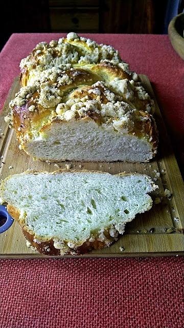 Drożdżowa chałka z kruszonką Thermomix