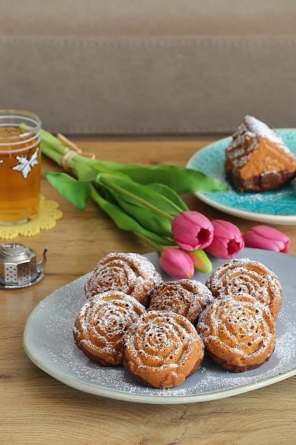 Małe babeczki waniliowo-kakaowe